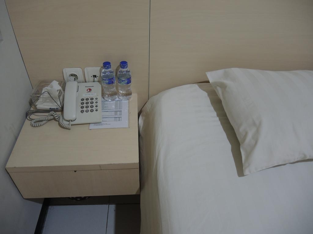 Swk 95 Hotel Surabaya Cameră foto
