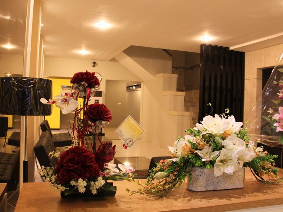 Swk 95 Hotel Surabaya Exterior foto