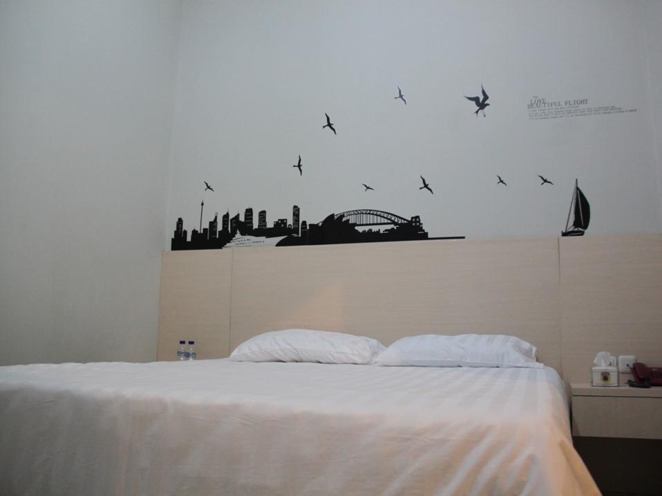 Swk 95 Hotel Surabaya Exterior foto